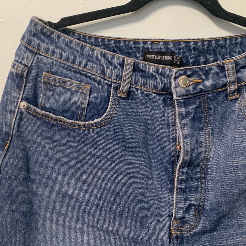 Mid Wash Thigh Split Baggy Boyfriend Jeans - Picture 8 of 16